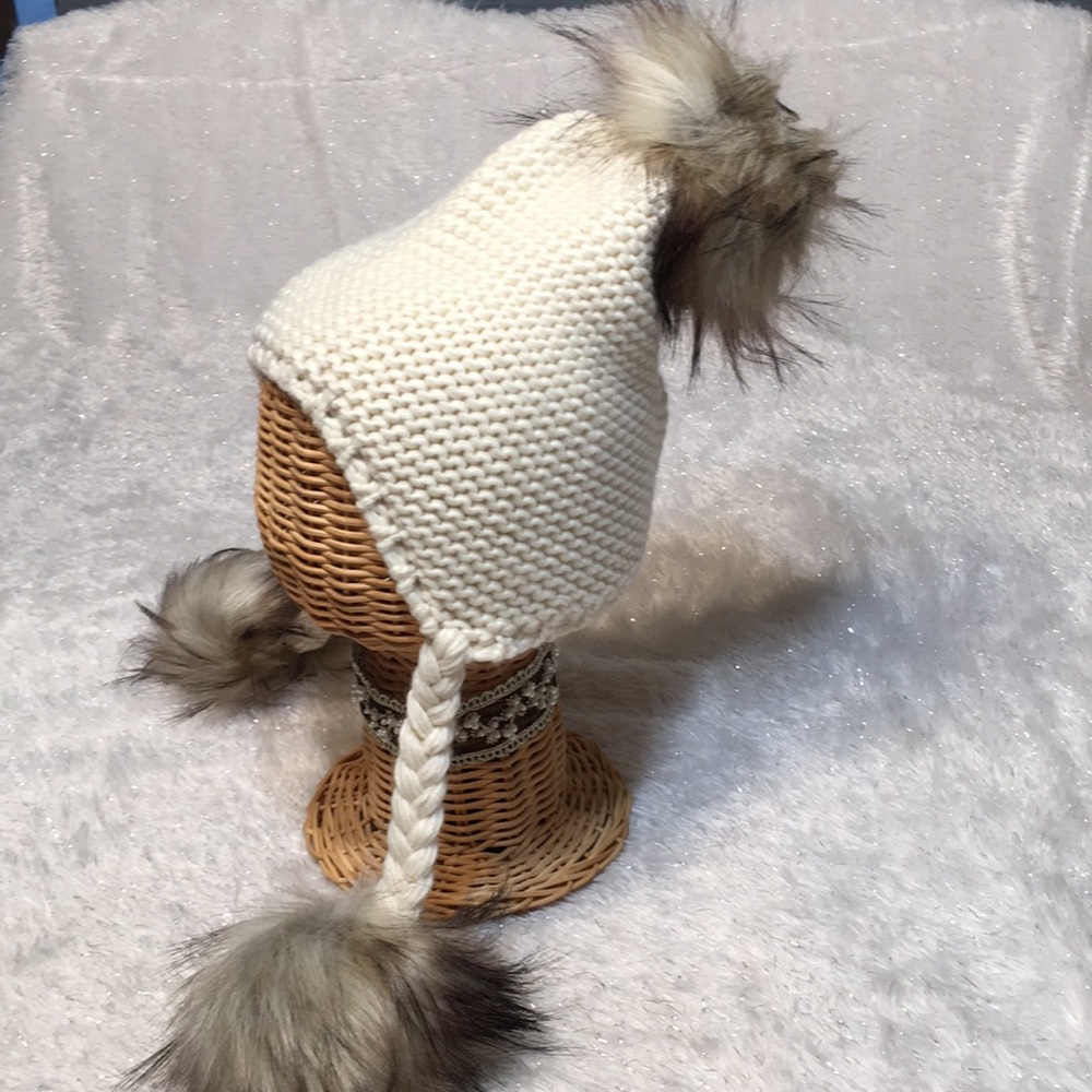 White Hat faux fur NEW - Picture 4 of 8
